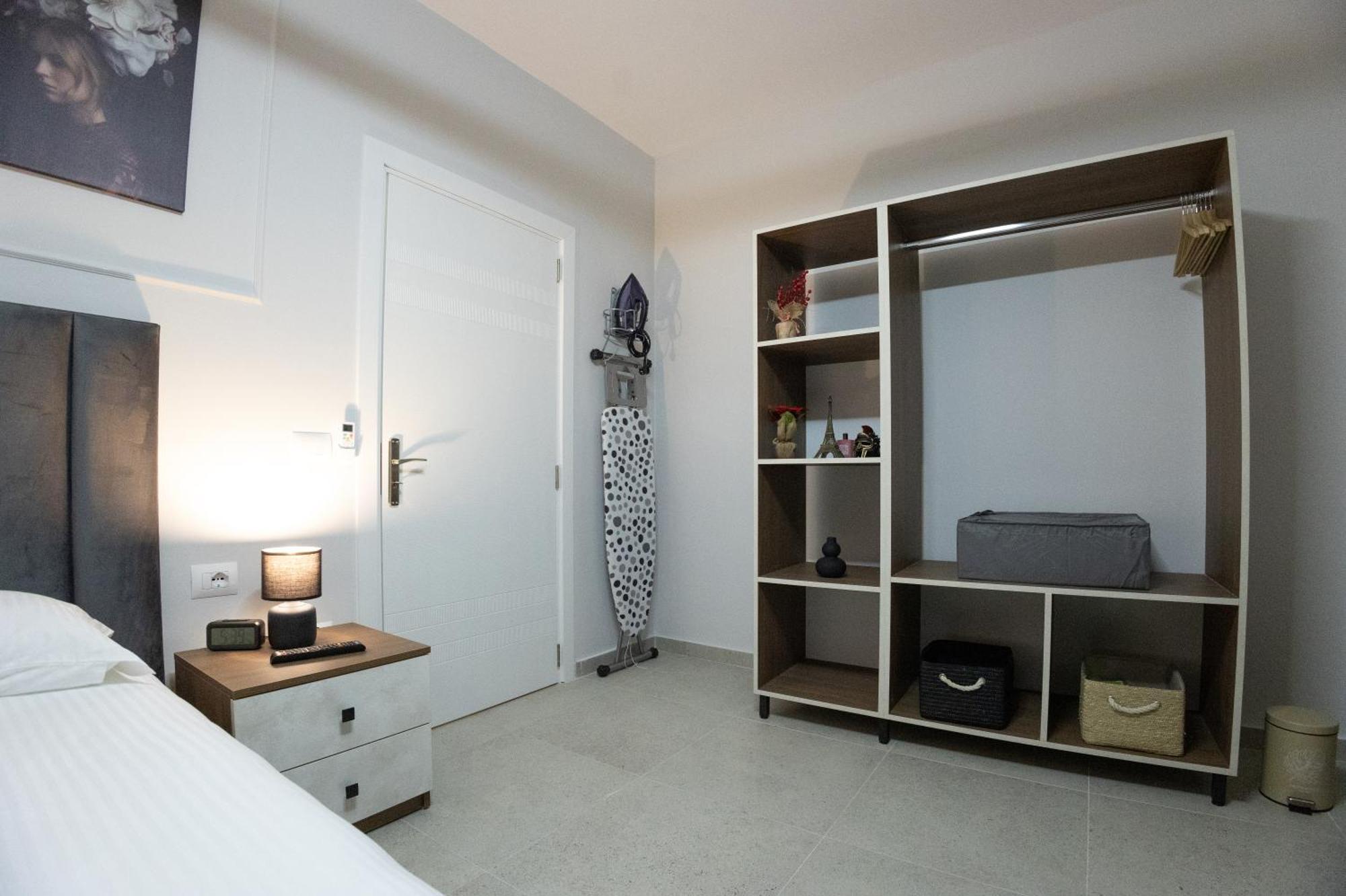Tirana Days Free Parking Apartamento Exterior foto